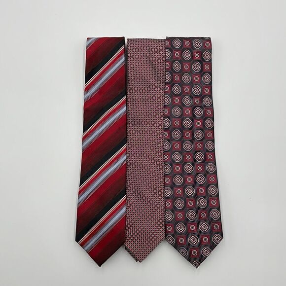 Bundle of three red Alexander Julian neckties - Picture 1 of 7
